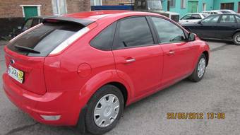 2010 Ford Focus Photos