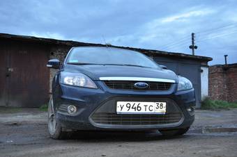 2010 Ford Focus Photos