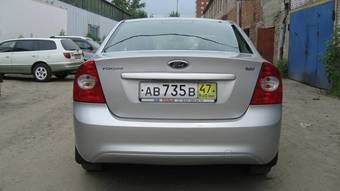 2010 Ford Focus Photos