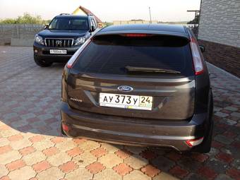 2010 Ford Focus Pictures