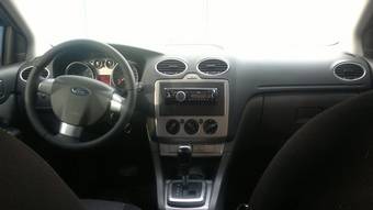 2011 Ford Focus Pictures