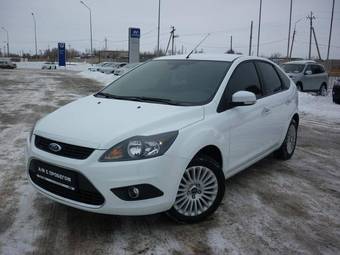 2011 Ford Focus Photos