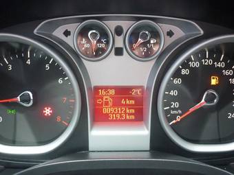 2011 Ford Focus Pictures