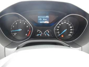 2011 Ford Focus Pictures