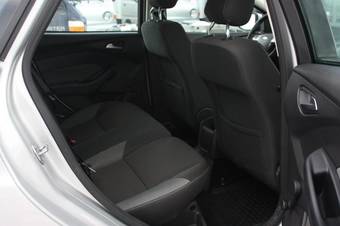 2011 Ford Focus Photos