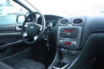 2011 Ford Focus Images