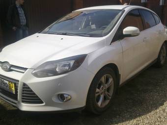 2011 Ford Focus Photos