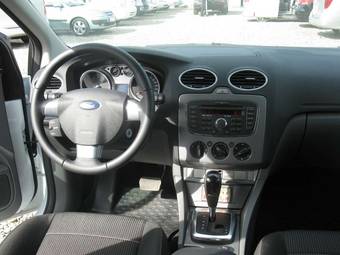2011 Ford Focus Wallpapers