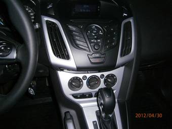 2011 Ford Focus Pictures