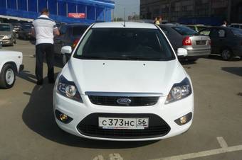 2011 Ford Focus Pictures