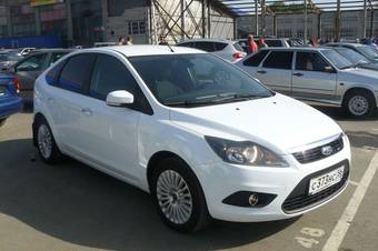 2011 Ford Focus Photos