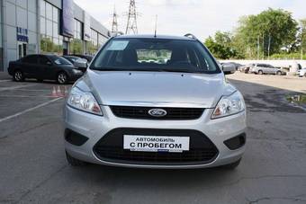 2011 Ford Focus Photos