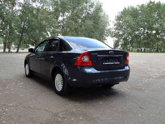 2011 Ford Focus Photos