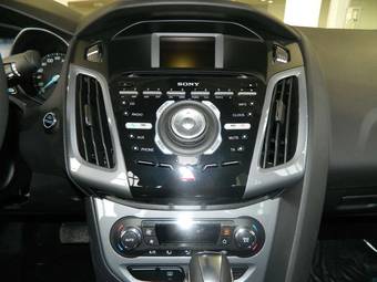 2012 Ford Focus Images