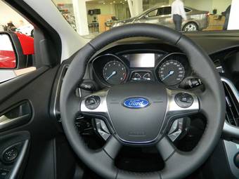 2012 Ford Focus Pictures