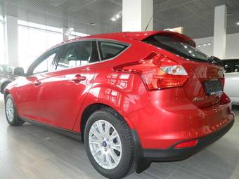 2012 Ford Focus Photos