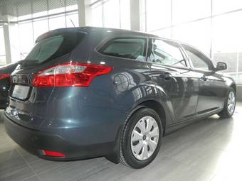 2012 Ford Focus Photos