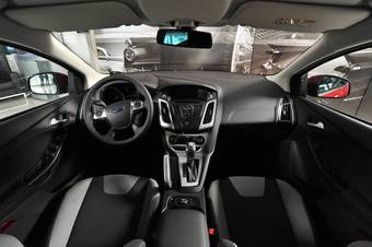 2012 Ford Focus Photos