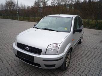 2004 Ford Fusion Pictures