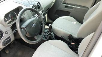 2004 Ford Fusion Photos