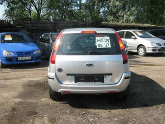 2004 Ford Fusion Photos