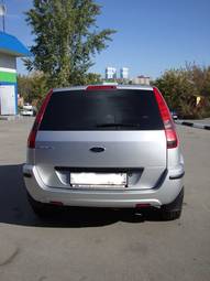 2004 Ford Fusion Photos