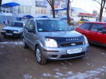 2005 Ford Fusion Pictures