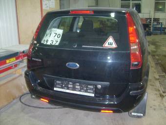 2005 Ford Fusion Photos