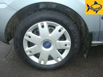 2005 Ford Fusion Photos