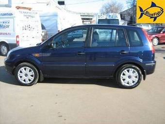 2005 Ford Fusion Photos