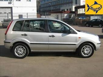 2005 Ford Fusion Photos