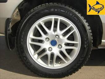 2005 Ford Fusion Pictures