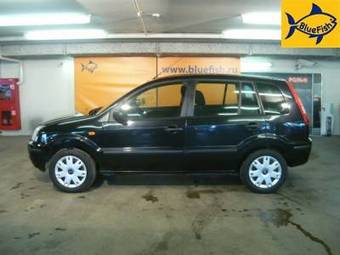 2005 Ford Fusion Pictures