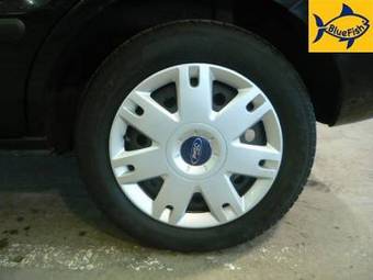 2005 Ford Fusion Photos