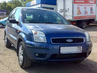 2005 Ford Fusion Photos