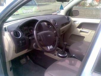 2006 Ford Fusion Pictures