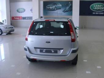 2006 Ford Fusion Photos