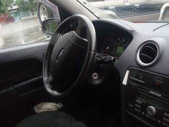 2006 Ford Fusion Photos