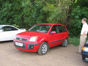 2007 Ford Fusion Pictures