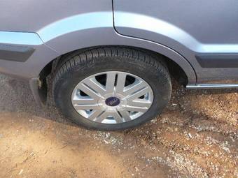 2008 Ford Fusion Pictures