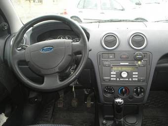 2008 Ford Fusion Wallpapers