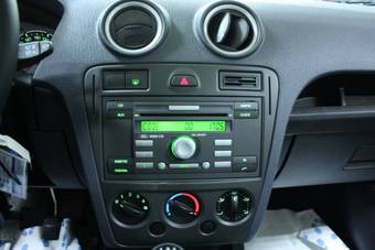 2010 Ford Fusion Pictures