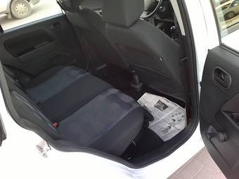 2010 Ford Fusion Images