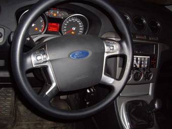 2008 Ford Galaxy Photos