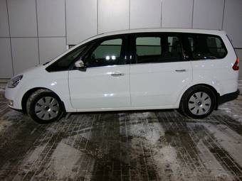 2009 Ford Galaxy Photos