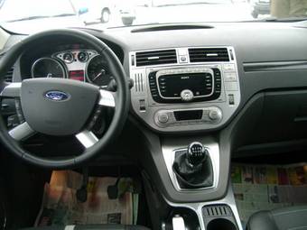 2009 Ford Kuga Photos