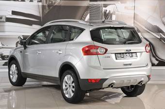 2012 Ford Kuga Photos