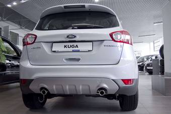 2012 Ford Kuga Photos