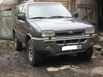 1993 Ford Maverick Photos