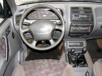 1996 Ford Maverick Pics